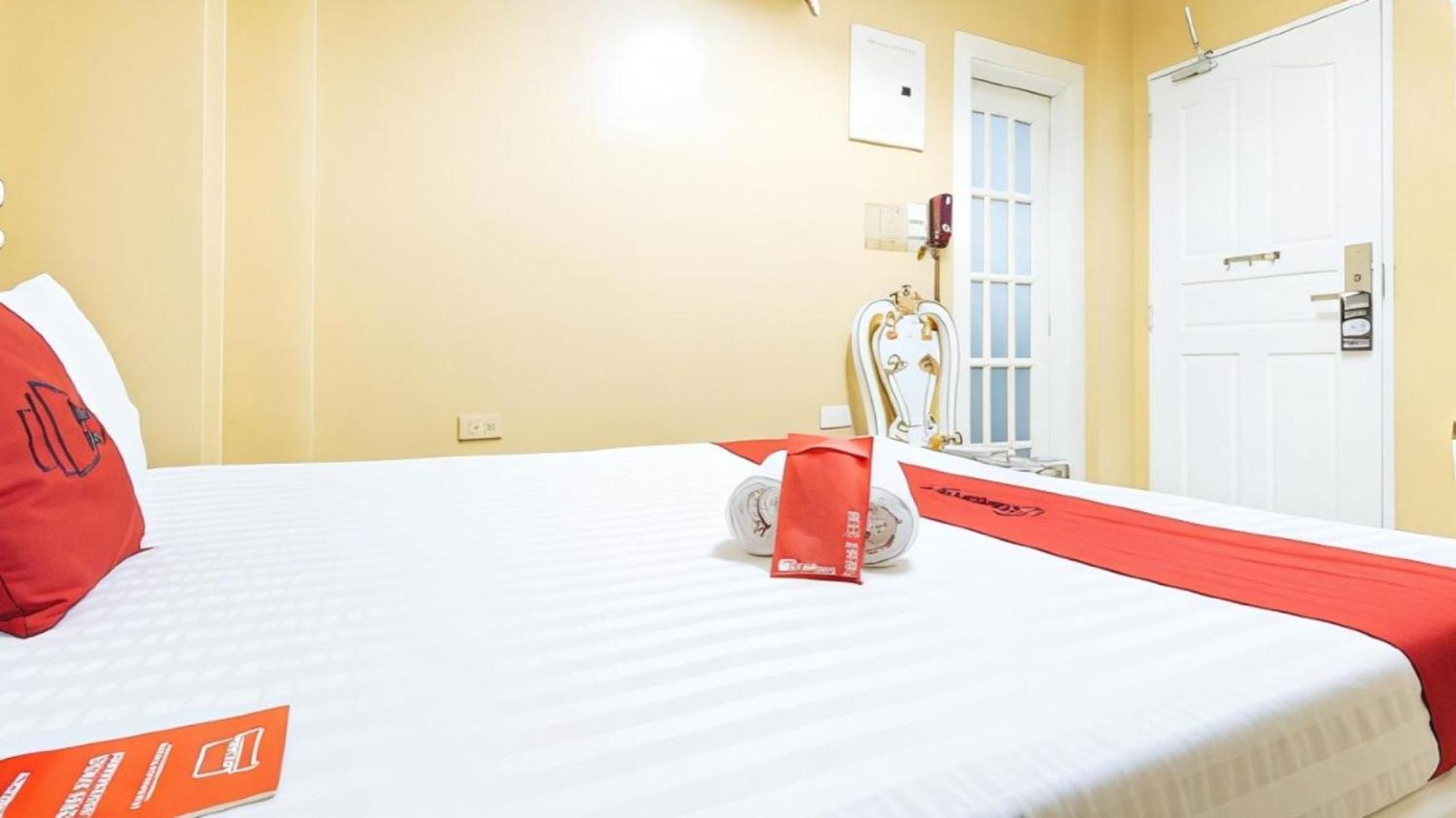 RedDoorz Manila Venetian Hotel - Quarantine Hotel Zewnętrze zdjęcie